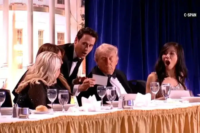 Trump durante evento que sofreu ataque de atirador