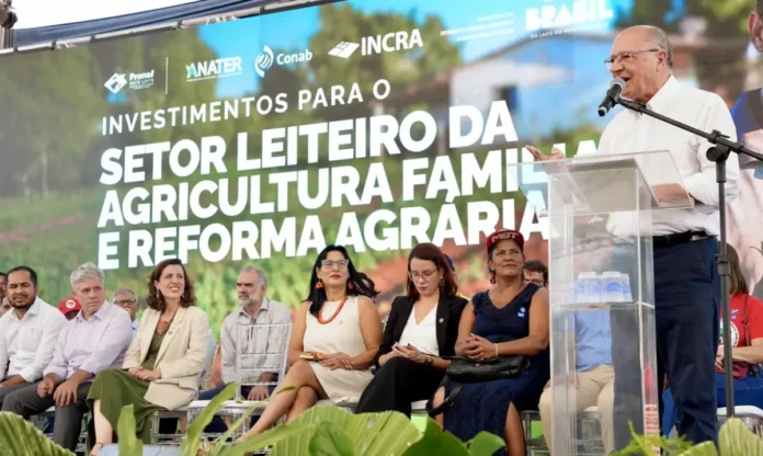Governo federal anuncia recursos para o Pronaf Mais Leite