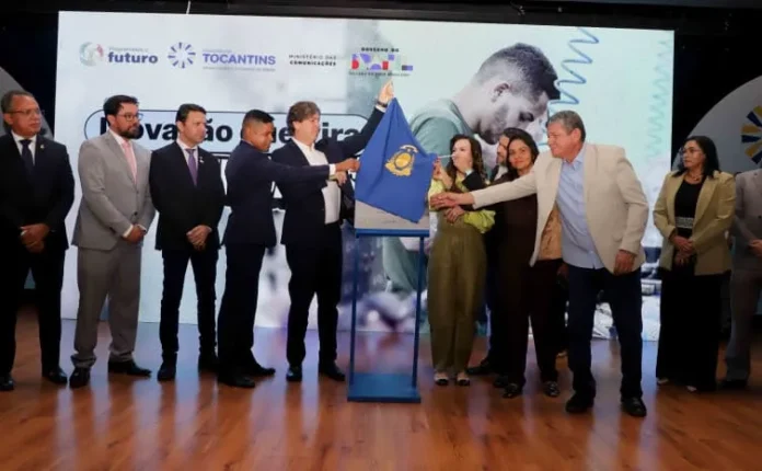 Autoridades estaduais e federais participam da inauguração do Centro de Recondicionamento de Computadores (CRC LAB Palmas), nesta segunda-feira, 18, no Palácio Araguaia Governador José Wilson Siqueira Campos, em Palmas