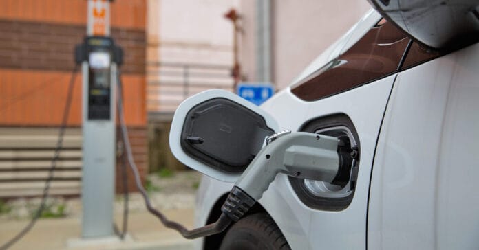 Carrrgador de Carro Eletrico.